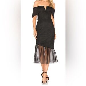 Elliatt Sz M Black Mesh The Fate Dress